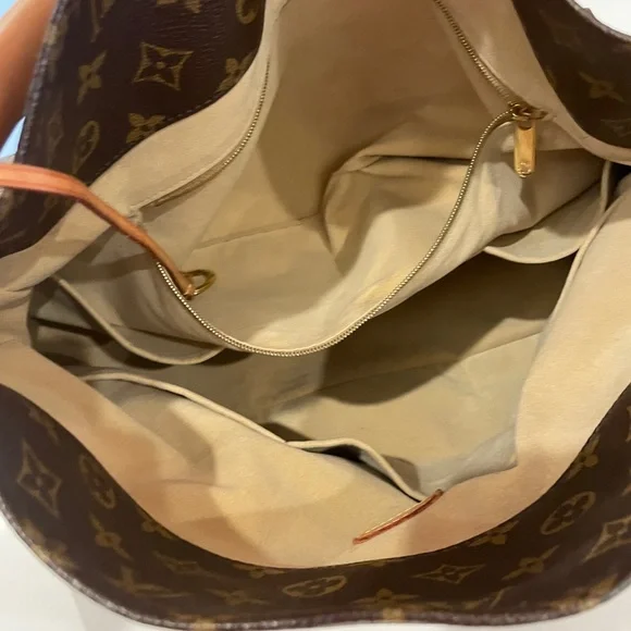 Louis Vuitton Artsy MM Monogram Shoulder Bag Tote Purse (CA1141) Gently used. - Picture 5 of 17